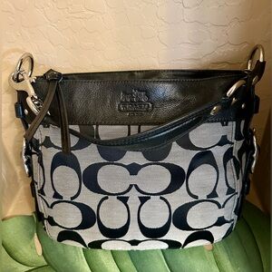 Classic Designed Coach Handbag